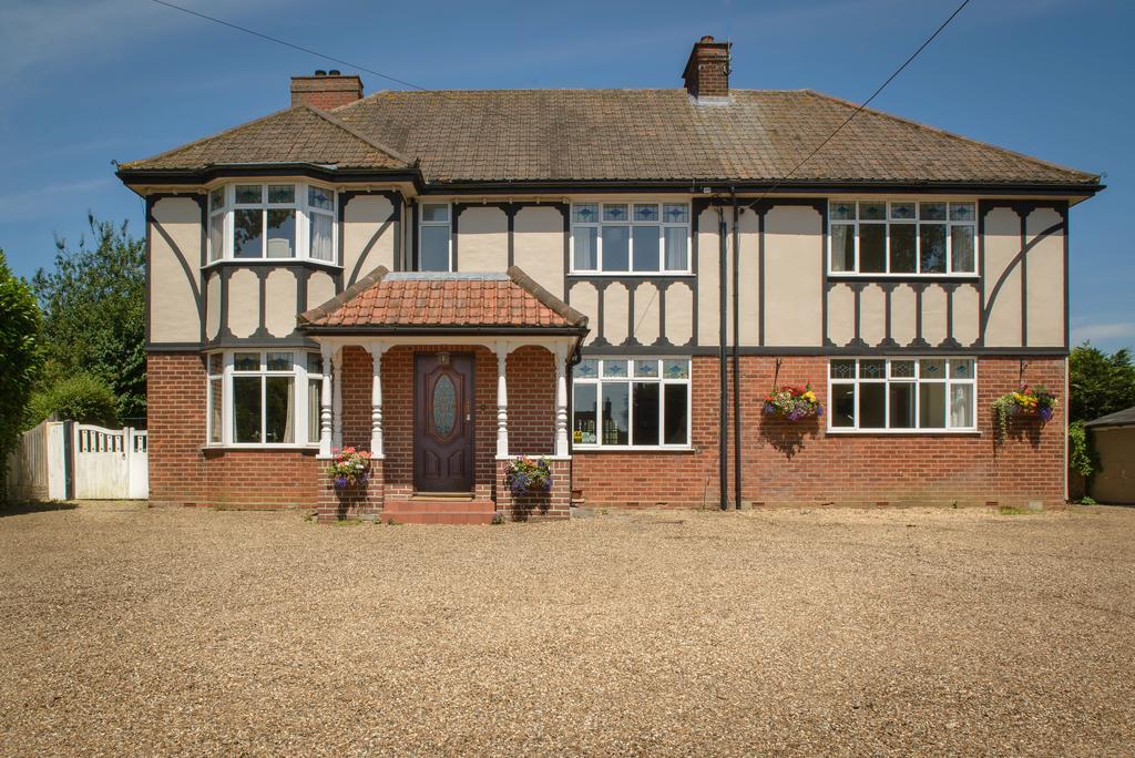 Harwood House B&B Great Dunmow Ngoại thất bức ảnh